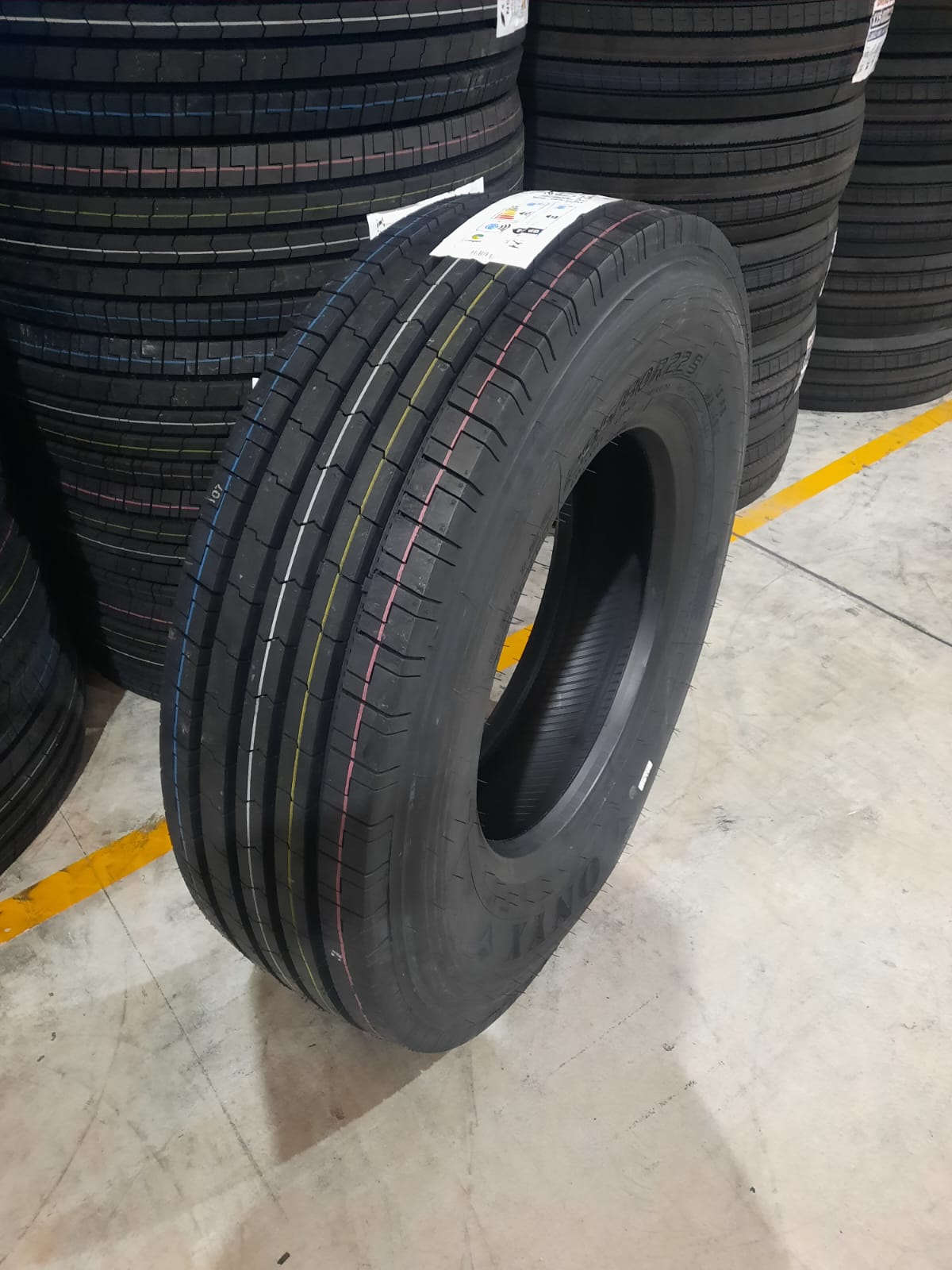 PNEU ONYX 295/80R22.5 18PR 152/149M TL NSL126 - Imagem 4