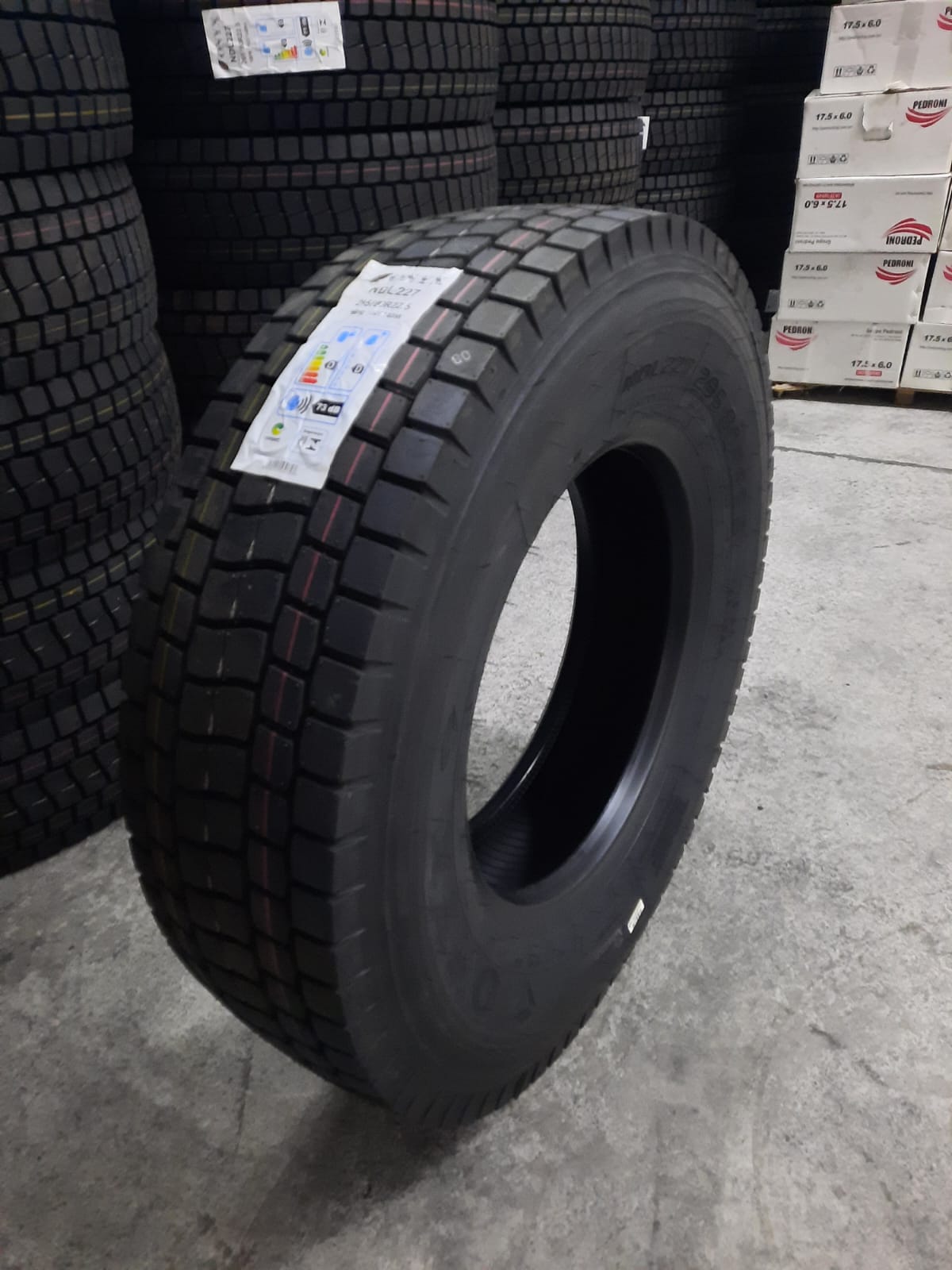 PNEU ONYX 295/80R22.5 18PR 152/149M TL NDL227