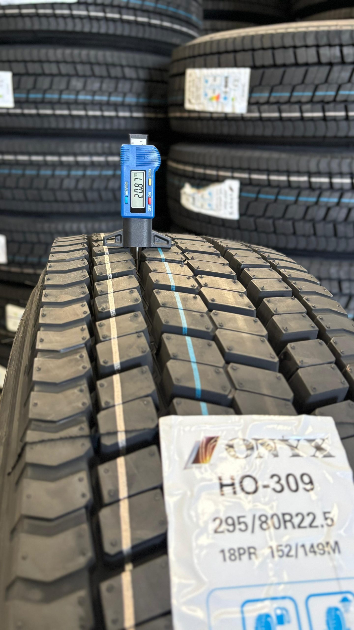 PNEU ONYX 295/80R22.5 18PR 152/149M TL HO309 - Imagem 2