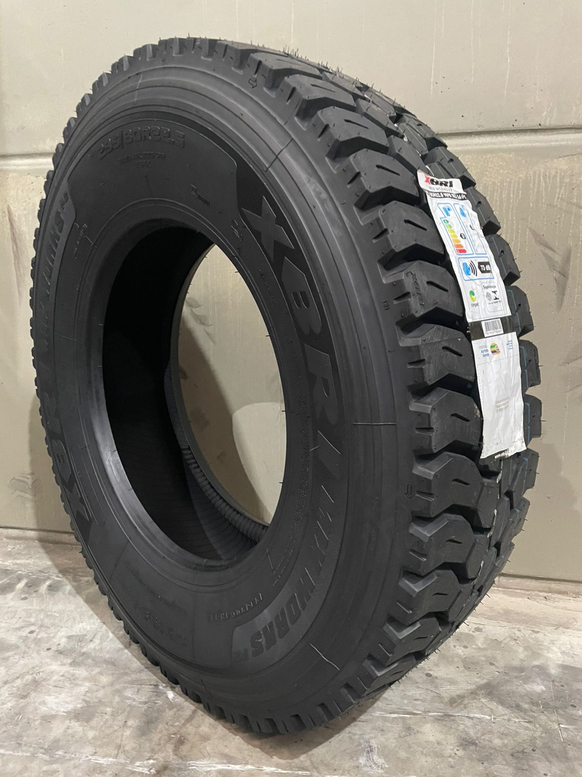 PNEU XBRI 295/80R22,5 18PR 152/149K MIX WORKS P2 / 179038